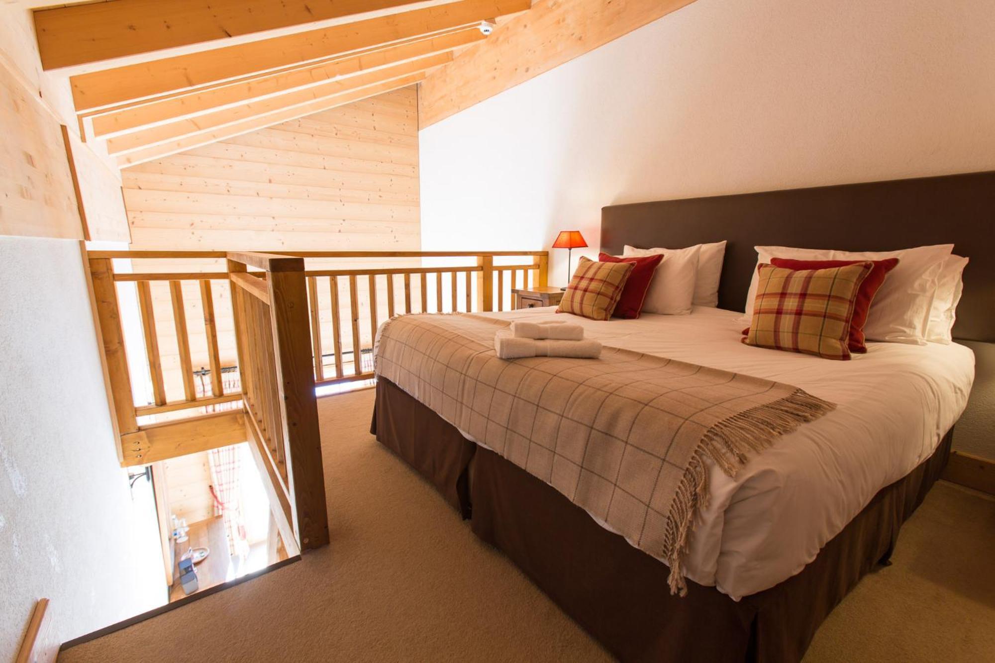 Mountain Lodge, Ле-Крозе Экстерьер фото