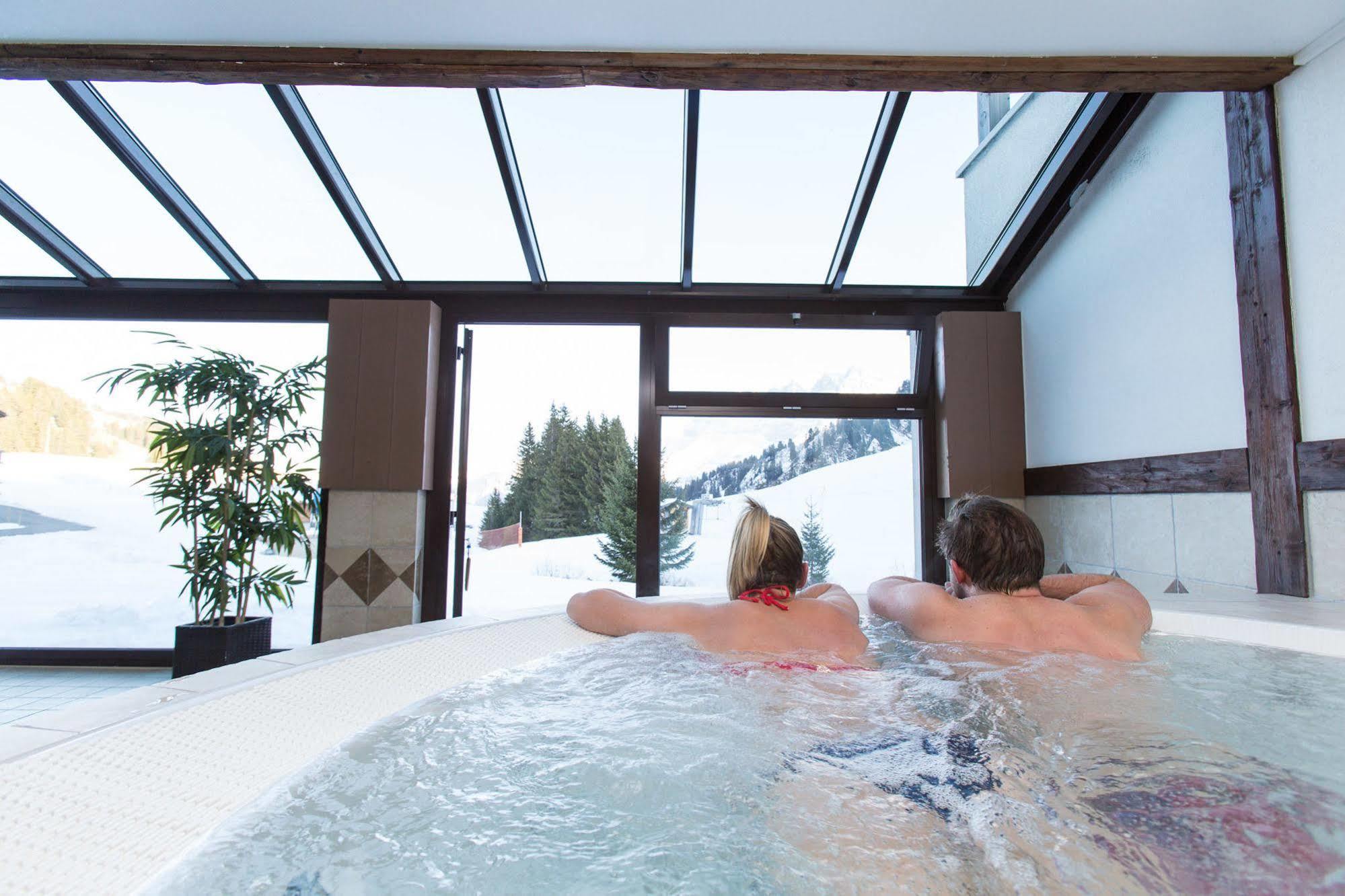 Mountain Lodge, Ле-Крозе Экстерьер фото